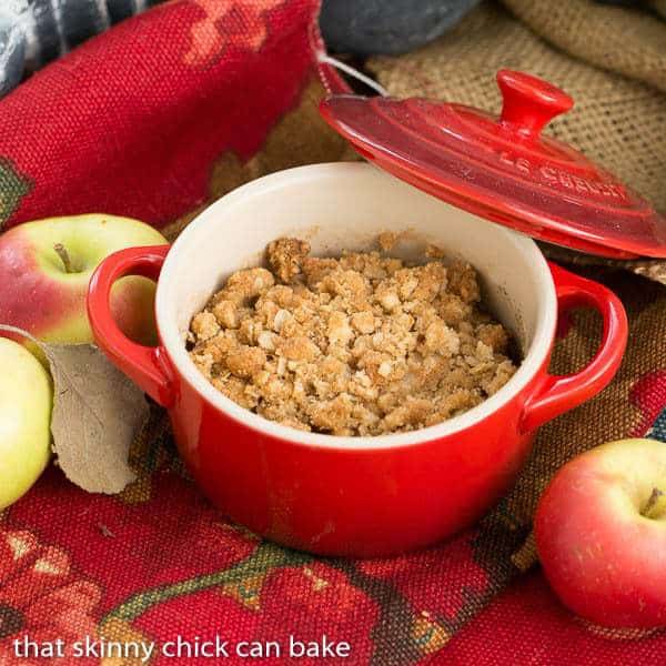 Apple Pear Crisp | A delectable pairing of fruit with an oatmeal crisp topping