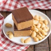 Better Than Reese's Peanut Butter Bars | Easy No-Bake Bars that provide your Reese's fix!!!