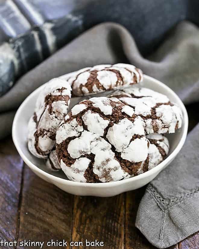 Earthquake Cookies in a white ceramic bowl