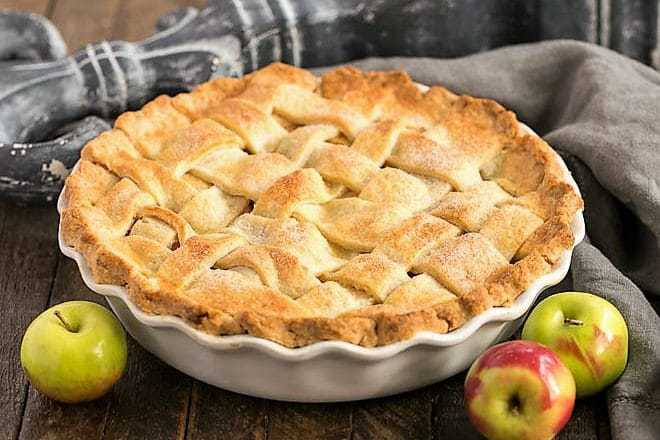 Perfect Apple Pie from Scratch - That Skinny Chick Can Bake