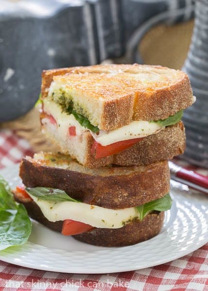 Caprese Grilled Cheese | A genius grilled cheese based on the scrumptious Caprese salad.