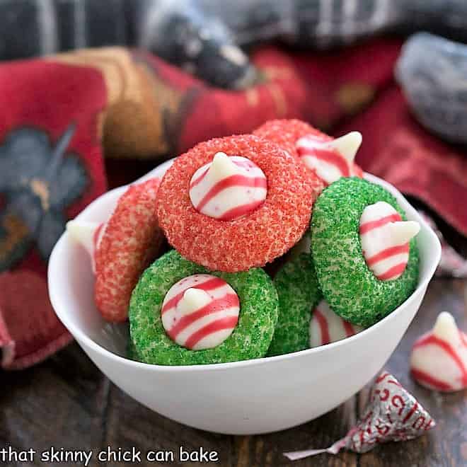 Easy Christmas cookies with a candy cane kiss in a white creamic bowl
