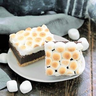 2 S'mores brownies on an oval plate