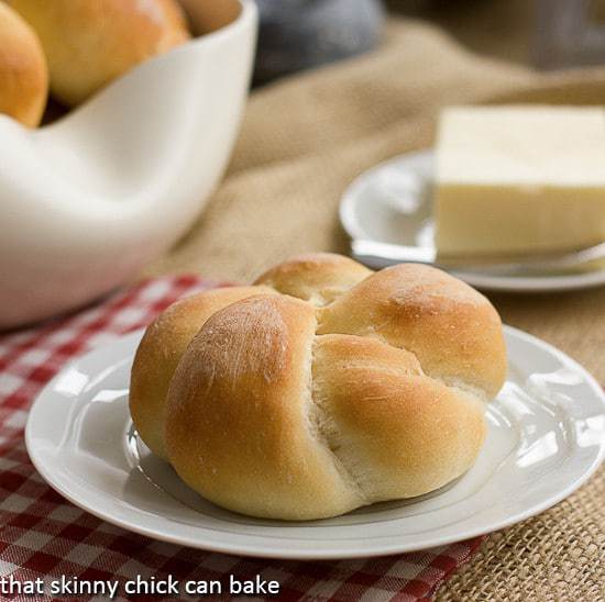 A Moomie's Bun on a small white plate.