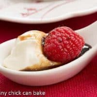 Balsamic raspberries with Mascarpone Cream in chinese soup spoons