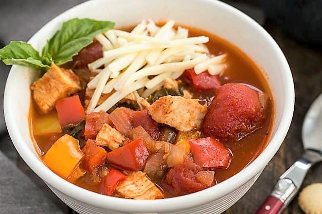Chicken and Bell Pepper Chili featured image