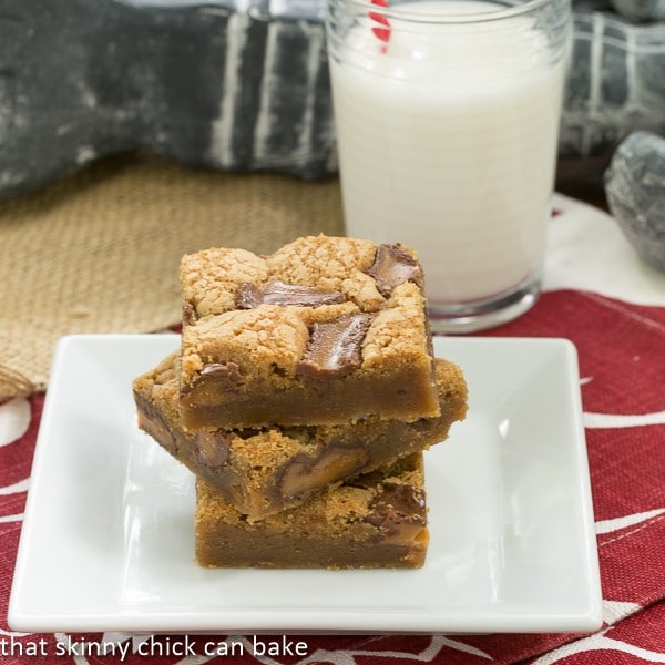 Biscoff Rolo Bars | Irresistible bars with Biscoff, Caramel and Chocolate!