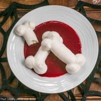 Meringue Bones - A sweet. crisp, ghoulish Halloween treat