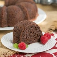 Kahlua Bundt Cake | A super easy, decadent chocolate cake !