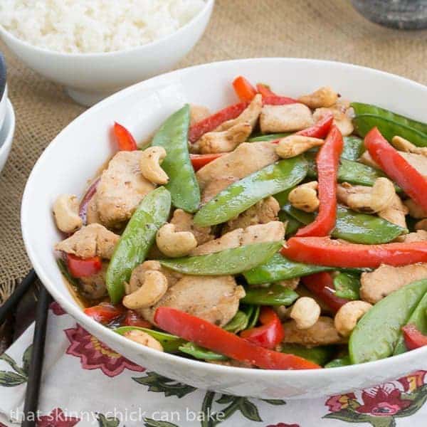 Easy Cashew Chicken in a white serving bowl