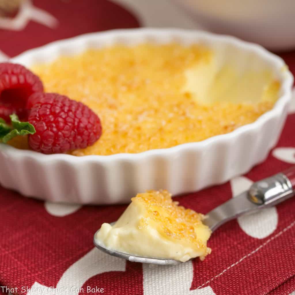 Classic Creme Brulee ~ Classic Crème Brulee - Savvy In The Kitchen ...