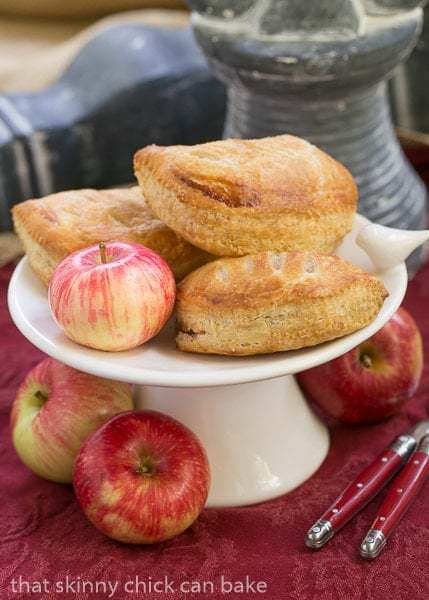Chaussons aux Pommes - Easy delicious apple turnovers!