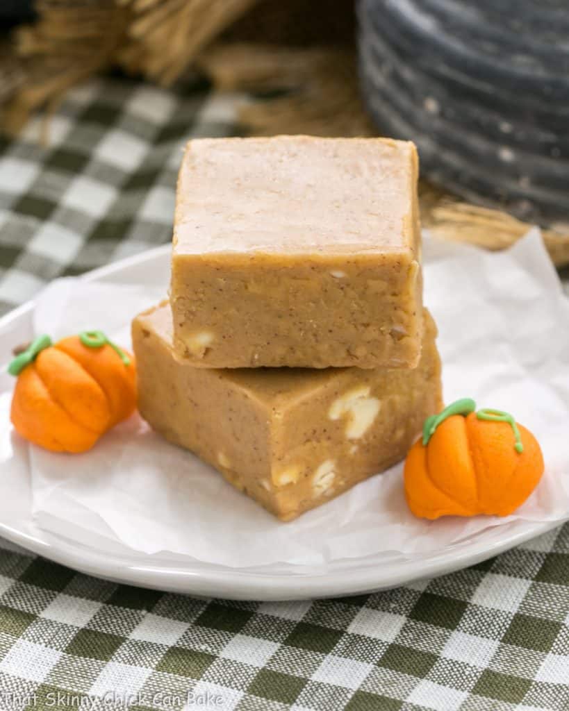 Easy Pumpkin Fudge - That Skinny Chick Can Bake