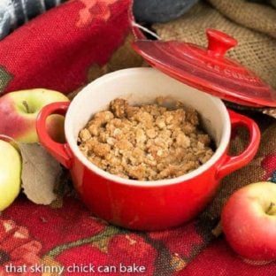 Apple Pear Crisp in a small red crock