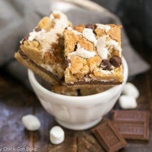S'mores Cookie Bars - All the fabulous flavors of the classic campfire treat in a layered dessert!
