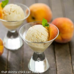 No Churn Roasted Peach Ice Cream | Savor the summer with this easy, homemade peach ice cream