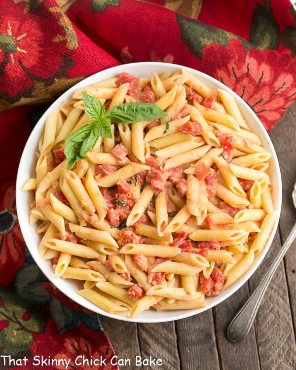 Penne alla Vodka | A simple, comforting pasta dish with tomatoes, cream and vodka!