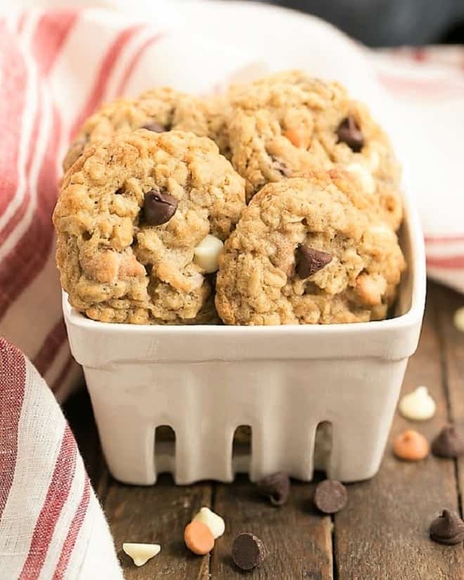 Triple Threat Oatmeal Cookies in a ceramic container
