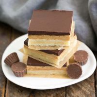 Tagalong Cookie Bars | All the amazing flavors of our favorite Peanut Butter, & Chocolate Girl Scout cookie!