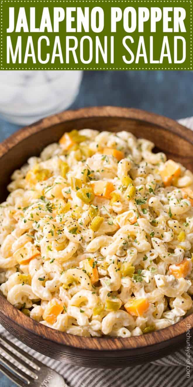 Jalapeno Popper Macaroni Salad in a wooden bowl