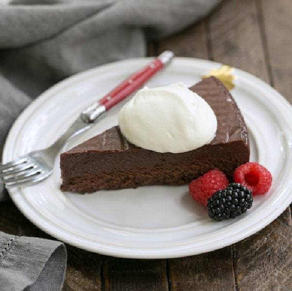 Princeville Hotel's Flourless Chocolate Cake - That Skinny Chick Can Bake