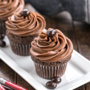 Frosted Chocolate Mocha Cupcakes | Moist, decadent chocolate cupcakes and creamy chocolate buttercream intensified with coffee!