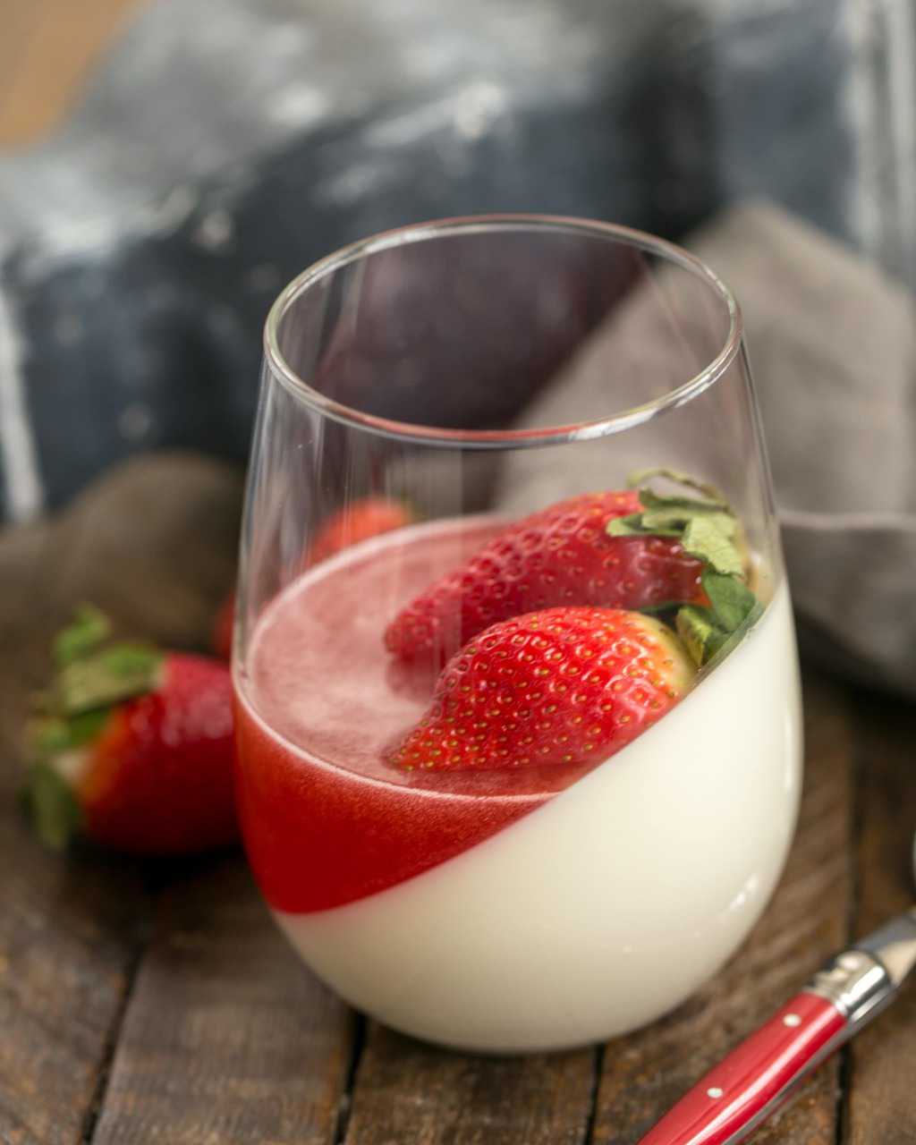 Vanilla Panna Cotta with Strawberry Gelée - That Skinny Chick Can Bake