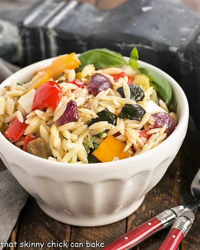 https://www.thatskinnychickcanbake.com/wp-content/uploads/2018/04/Orzo-Salad-with-Roasted-Vegetables-17.jpg