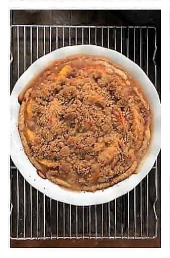 Peach Crumb Pie Step 6