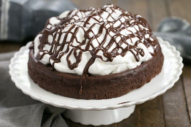 flourless chocolate cake with marshmallow frosting