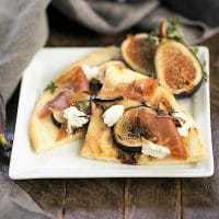 Fig, Goat Cheese and Prosciutto Pizza