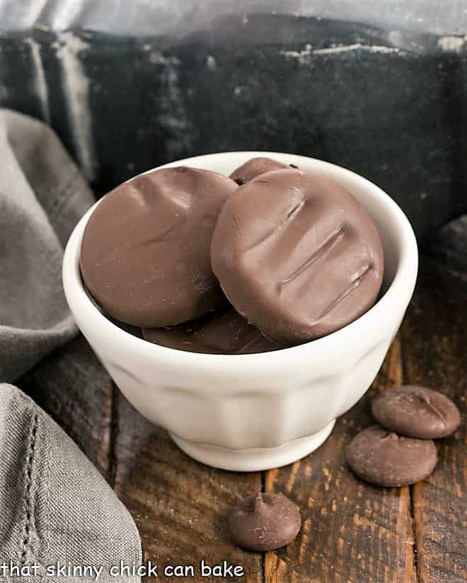 Homemade Peppermint Patties in a small white bowl.