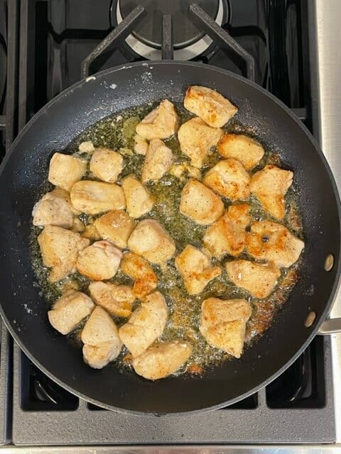 Chicken with parsley and garlic process shot 2.